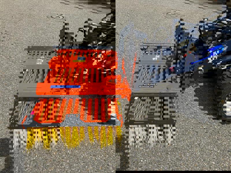 0cfe593d-081a-491a-b163-968c1dea2fbf-Stossbesen Stekro 14.jpg