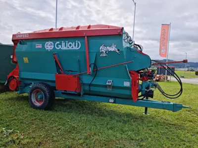 Gilioli Futtermischwagen
