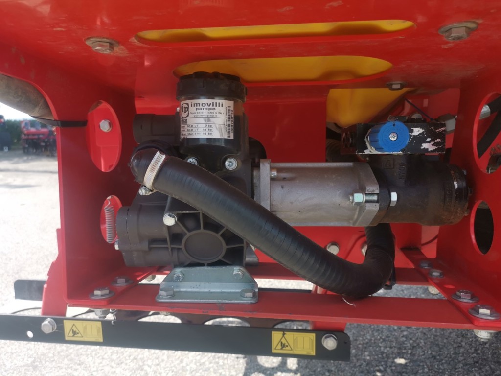 c76da0de-c0f3-4cec-8d30-a57bd914bd26-Pompe Matermacc 18m (13).jpg