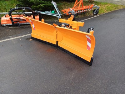 Schneepflug V 2.7m