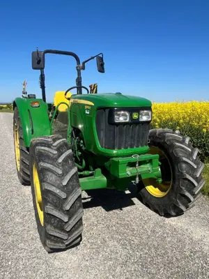 Traktor John Deere 5075E