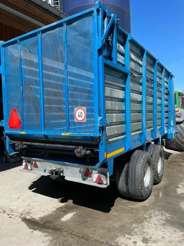 b9b6bc3a-1678-4c58-94f4-da7e12677b4e-WhatsApp Image 2026-04-24 at 1.33.01 PM (2).jpg