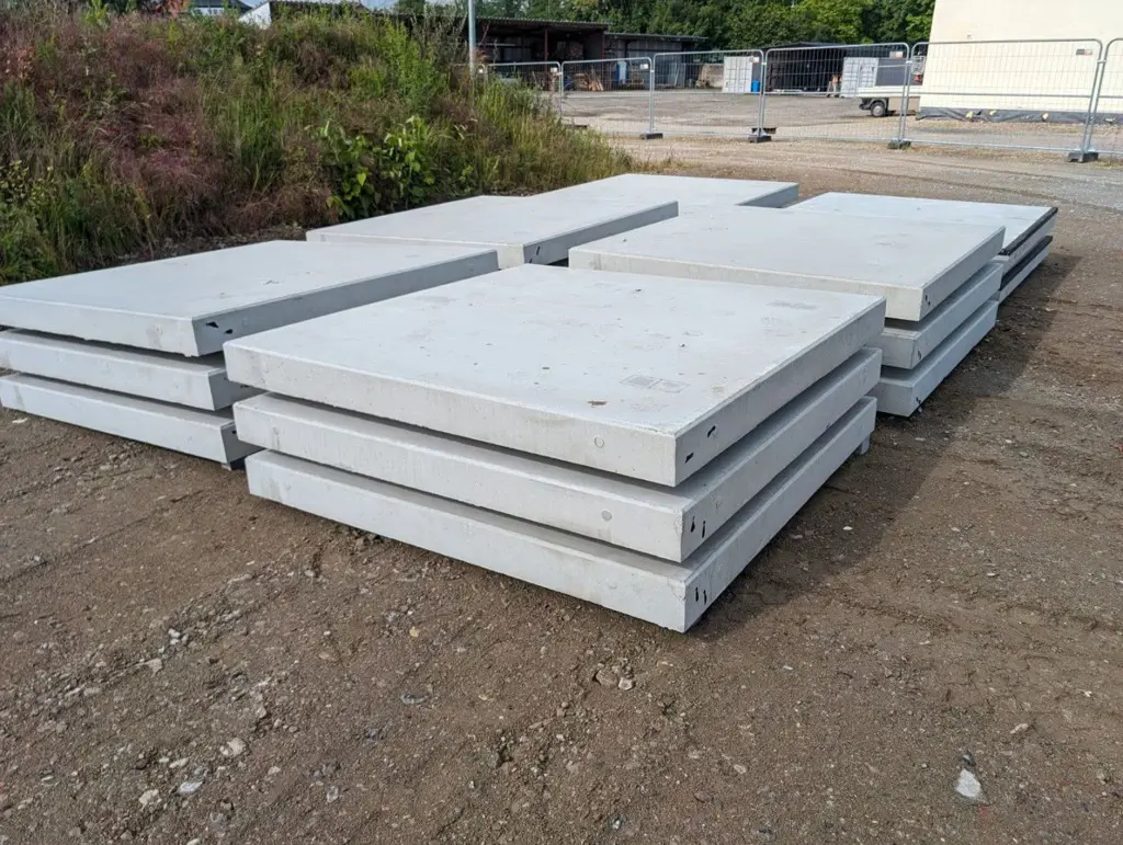 7bda77b8-2cda-405b-802d-13fbc64cb162-5f925319-d8de-4f64-972a-94feb06f758f conv.jpg