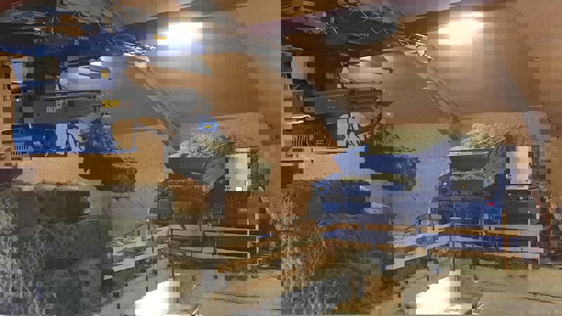 32544bdf-3a90-4c51-b3a1-ccca6c104c62-Albamat 600G5_570_4.jpg