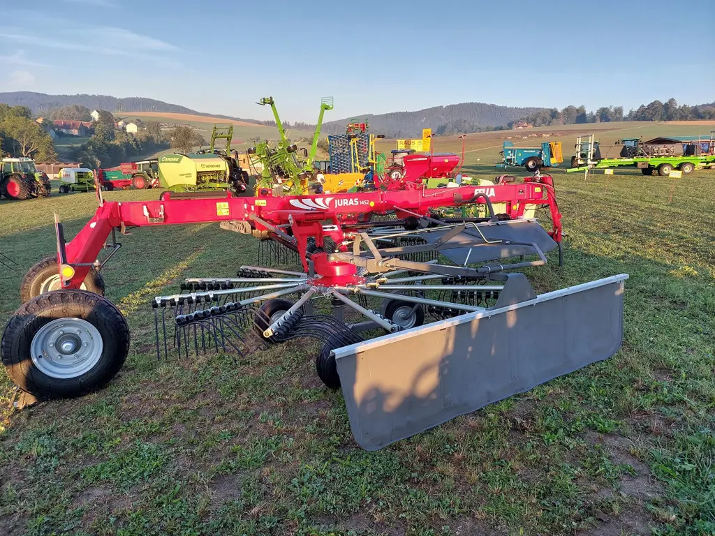 b174ef94-d929-49fd-9268-c9844560a4d3-Fella Juras 1452 (16).jpg