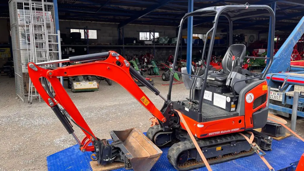 d7042408-d51d-447f-aaef-04dc7b3b8499-36462 Kubota Bagger KX019 (2).jpg