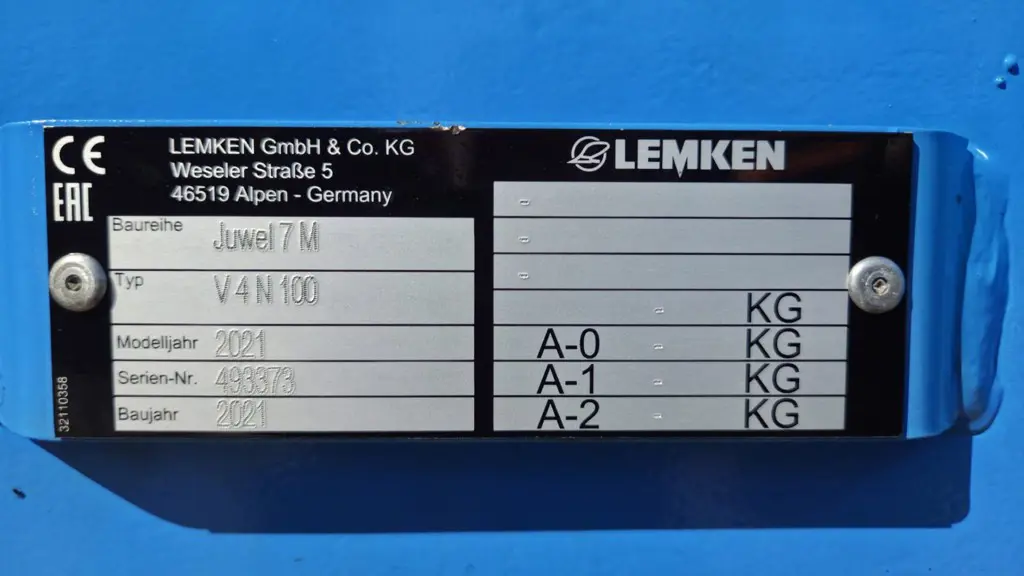 e4aa735a-8799-43a6-94d2-0b808296b48b-569df317-2338-466c-ae81-3e4ab611f96e.jpg