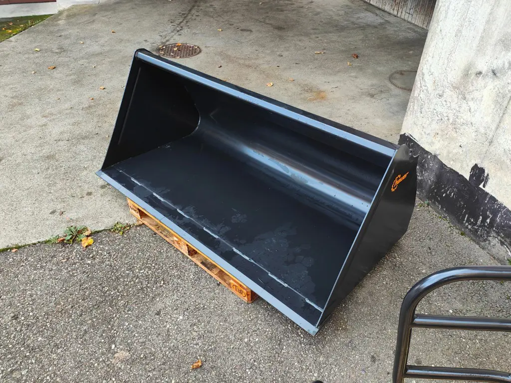 62bda9a9-6ce2-4af7-8bbf-e3944b7f751e-29.10.2025, 14_23_47.jpg