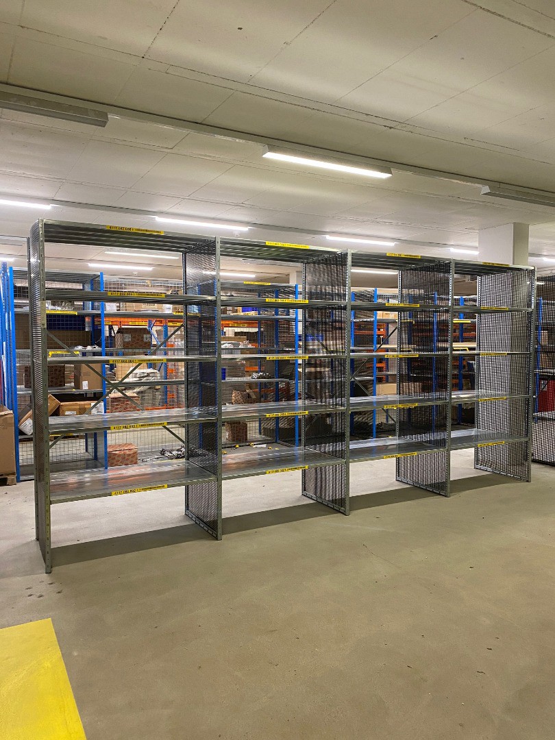 3ce0b74d-b8de-4fb3-8ab2-ee965571f327-Errex_Lagerregal_11.jpg