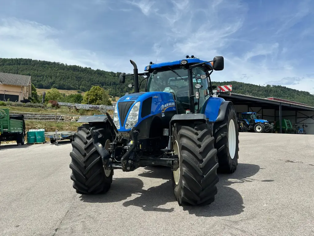 New Holland T7.210 auto command
