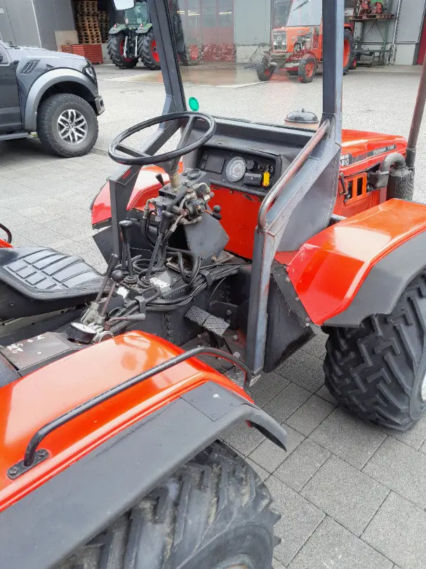 17f61ab3-5466-4f0e-be3e-2539a57a4a15-Carraro 4.jpg