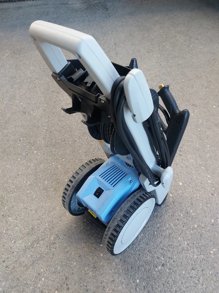 ca903a13-6974-4a27-bd28-b2e32fbef5a0-Kränzle  X10140 TST CH (3).jpg