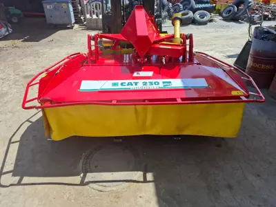 Frontmähwerk Pöttinger CAT 230 Plus