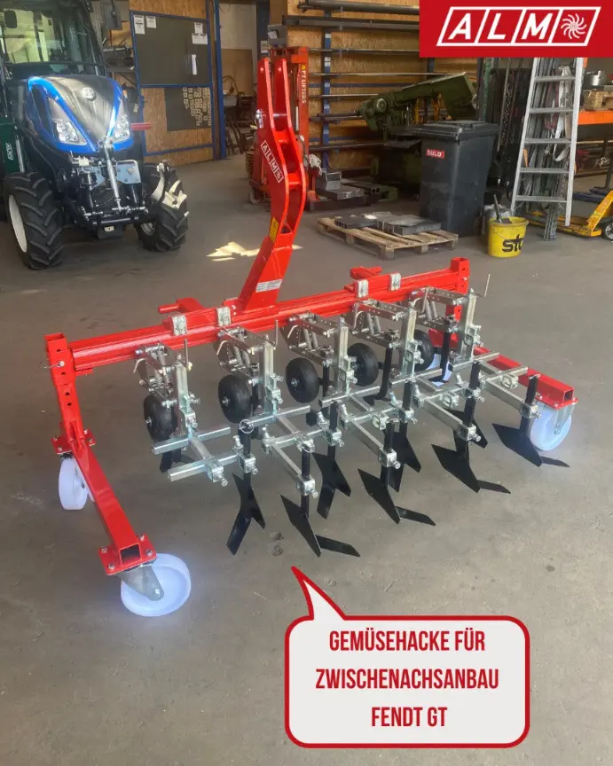 c100a9e4-80ee-4f85-be74-f80c546cb858-Hacke für Zwischenachsanbau Fendt GT.jpg