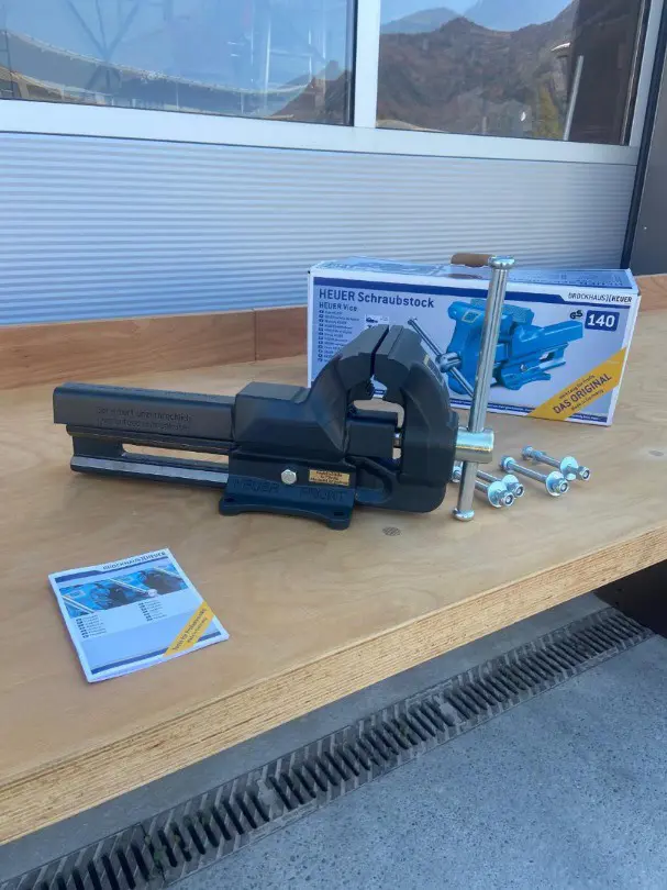 61b415ad-1734-4462-ac1b-3c0358fd10c7-Werkbank 5m 7.jpg