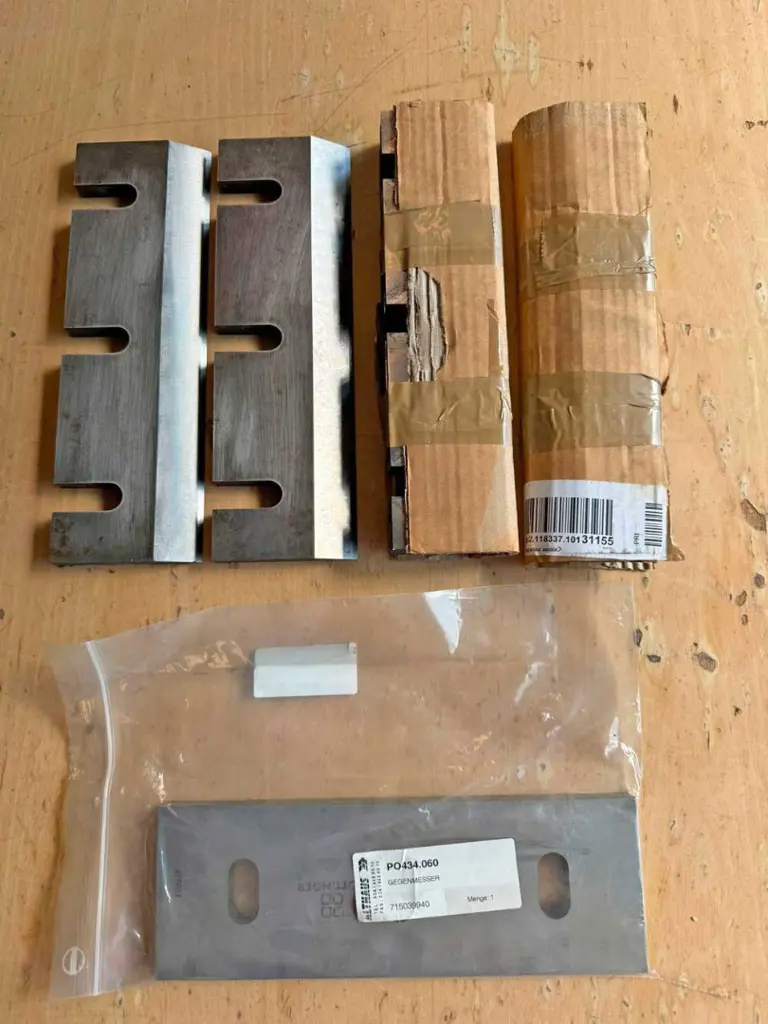 4c97dcb5-6ac6-4472-b9b3-0f33050b61fd-36799-Pöttinger-Holzhacker-Komposth-WID-Ersatzteile-(1).jpg