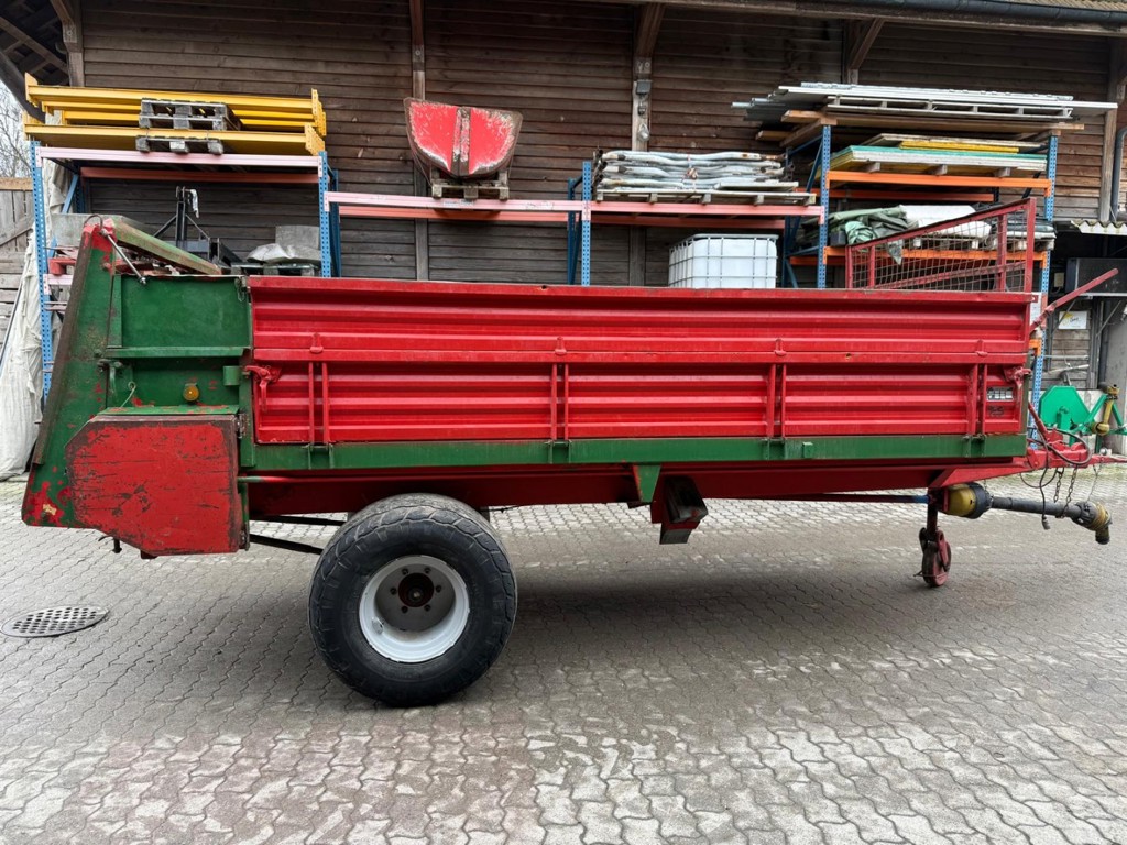 06c1bf77-8735-4134-9ba9-a444e693c110-WhatsApp Image 2025-12-16 at 18.51.02 (1).jpg