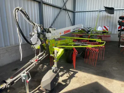 ANDAINEUR-CLAAS-TWIN-700