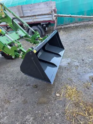 Frontladerschaufel 1.8m