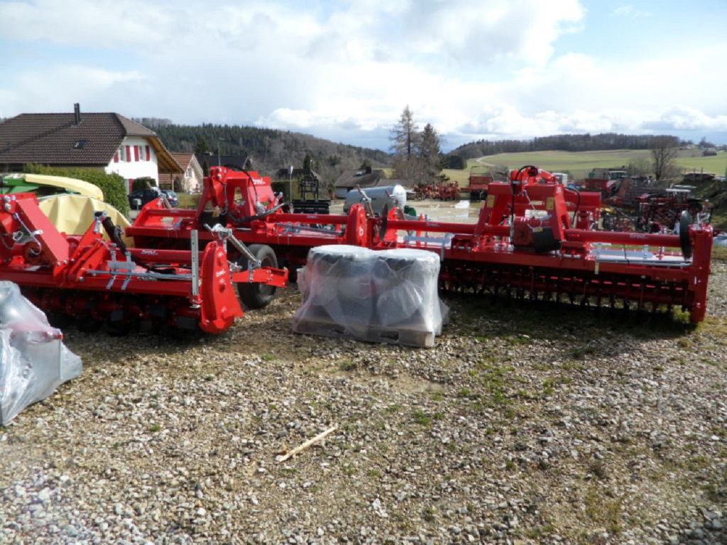 be29090e-ed36-4c3c-92fe-f5e12eeb3c68-Breviglieri plusieurs (1).jpg