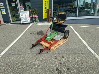 Aufsitzwagen zu Motormäher