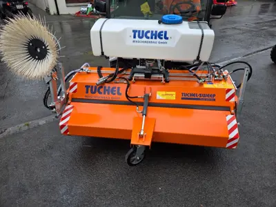 Kehrmaschine / Tuchel / Plus 590 Pro