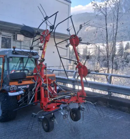 e1e297e8-4004-4c27-a08b-db94a9e62c0e-