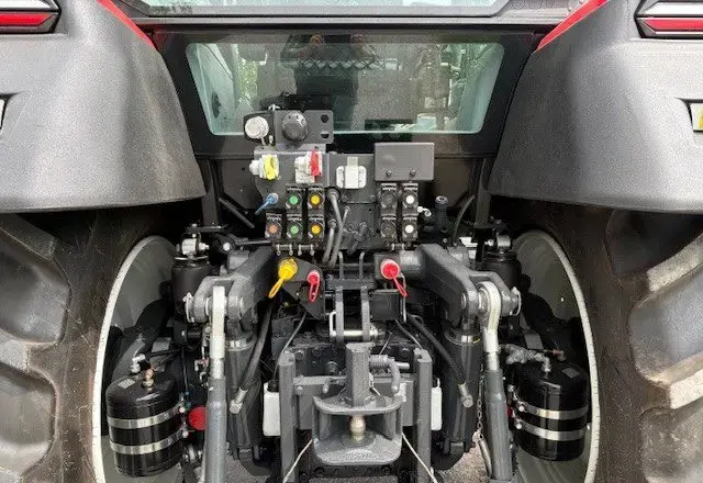 d92ade7f-79ae-412c-ac7a-c2f5e42eec07-5.jpg