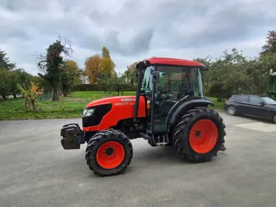 Kubota M8540