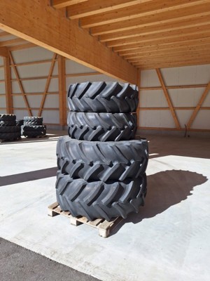 Komplettrad John Deere 480/70R28 zu 5M