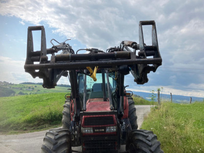 Case Maxum 5120 Forsttraktor mit Kyburz Doppeltrommelseilwinde und Frontlader