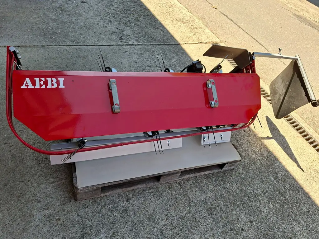 Bandeingraser AEBI mit Balken