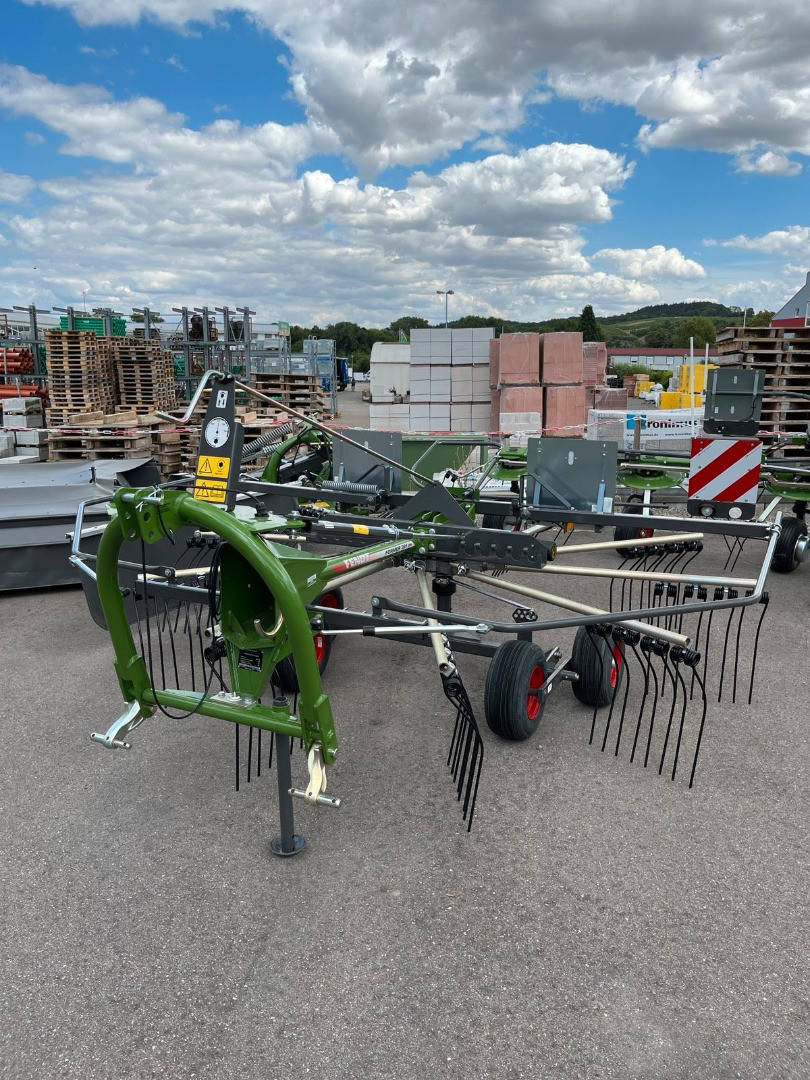 bc579710-c1a6-460c-ac92-6b543c19bedd-Fendt Former 391 (1).jpg