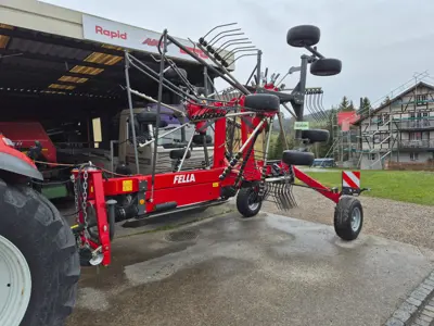 Kreiselschwader Fella Juras 671