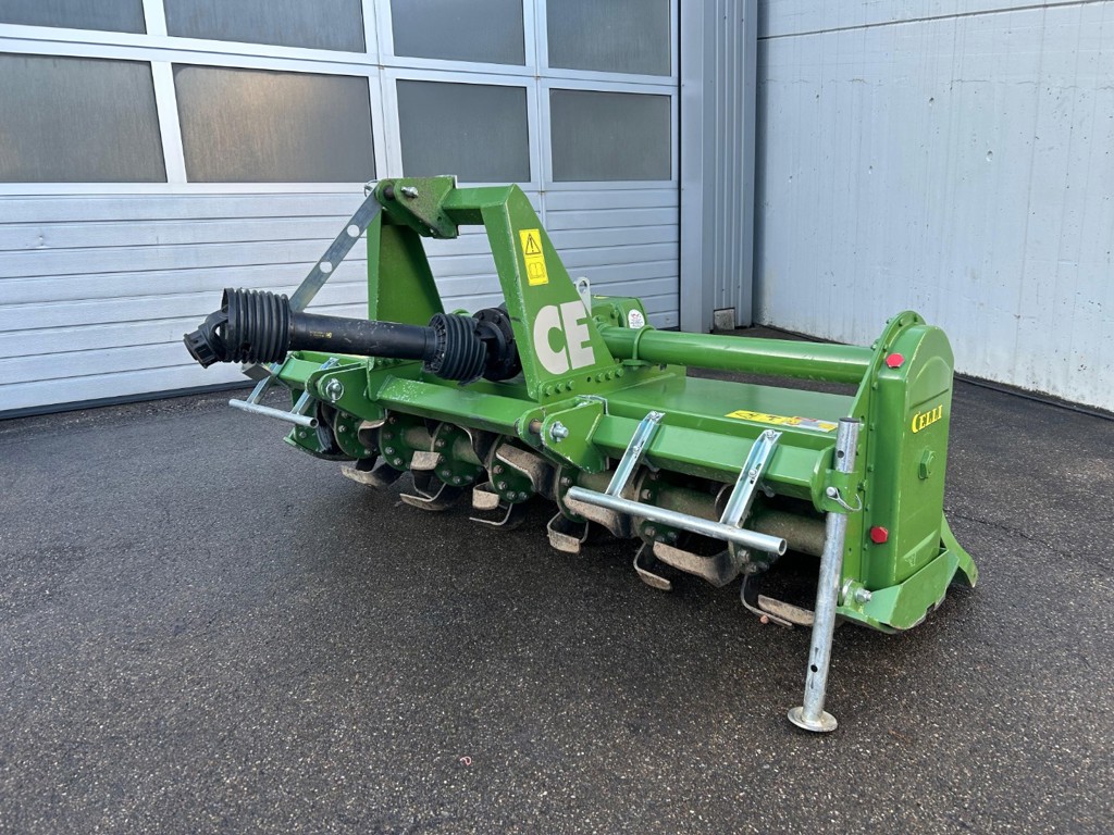 e922b5c4-93aa-40ff-acf7-81014fe819b6-WhatsApp Image 2025-12-09 at 14.34.12 (1).jpg