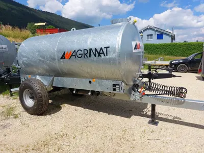 Tonneau à eau 4'100 litres freins à air