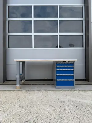 Lista Werkbank mit Schraubstock NEU Nr. 30