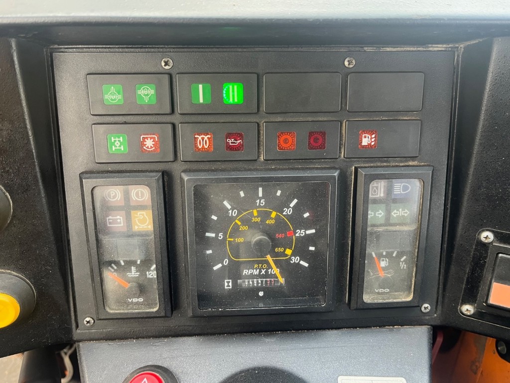 b31b2547-c886-4547-8756-8e4a16eb5146-Reform T9 15.jpg