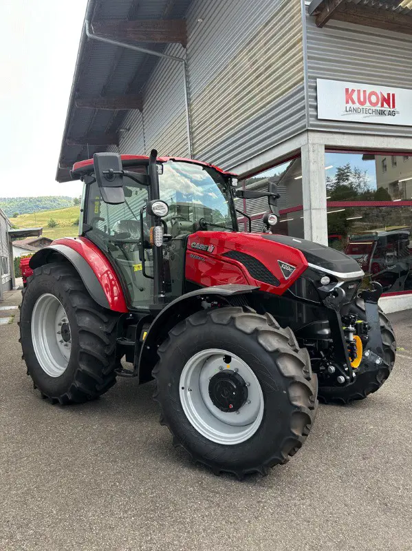 278dd74c-6b32-4547-858f-1146c07bb122-Farmall-120-3.jpg
