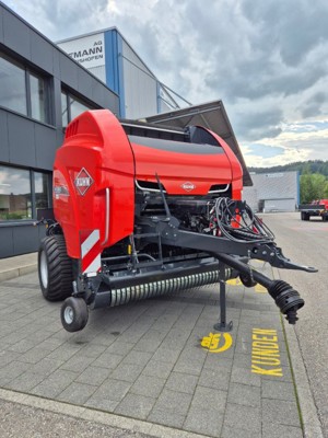 Variable Rundballenpresse Kuhn VB3260 OC14
