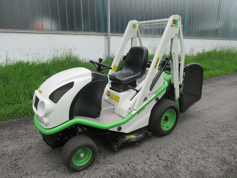 Etesia Rasentraktor Rasenmäher Hydro 100 Diesel, mit Hochentleerung
