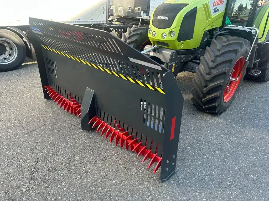 Fahrsiloverteiler/Distributeur de silage