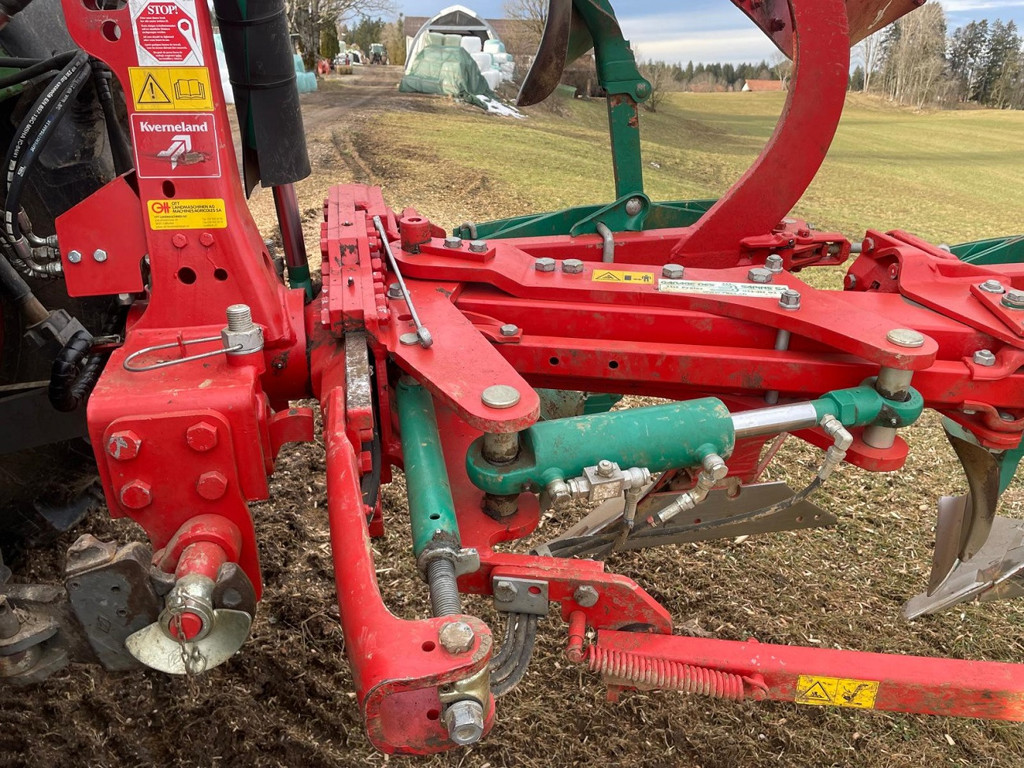 ea1d9b23-20f6-4784-b6a2-546df83cae05-Kverneland Haüsler (4).jpg