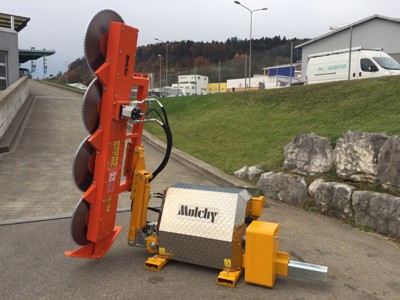 MULCHY Profi-Frontlader-Anbau