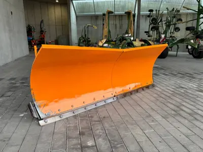 Hydrac Schneepflug 2800
