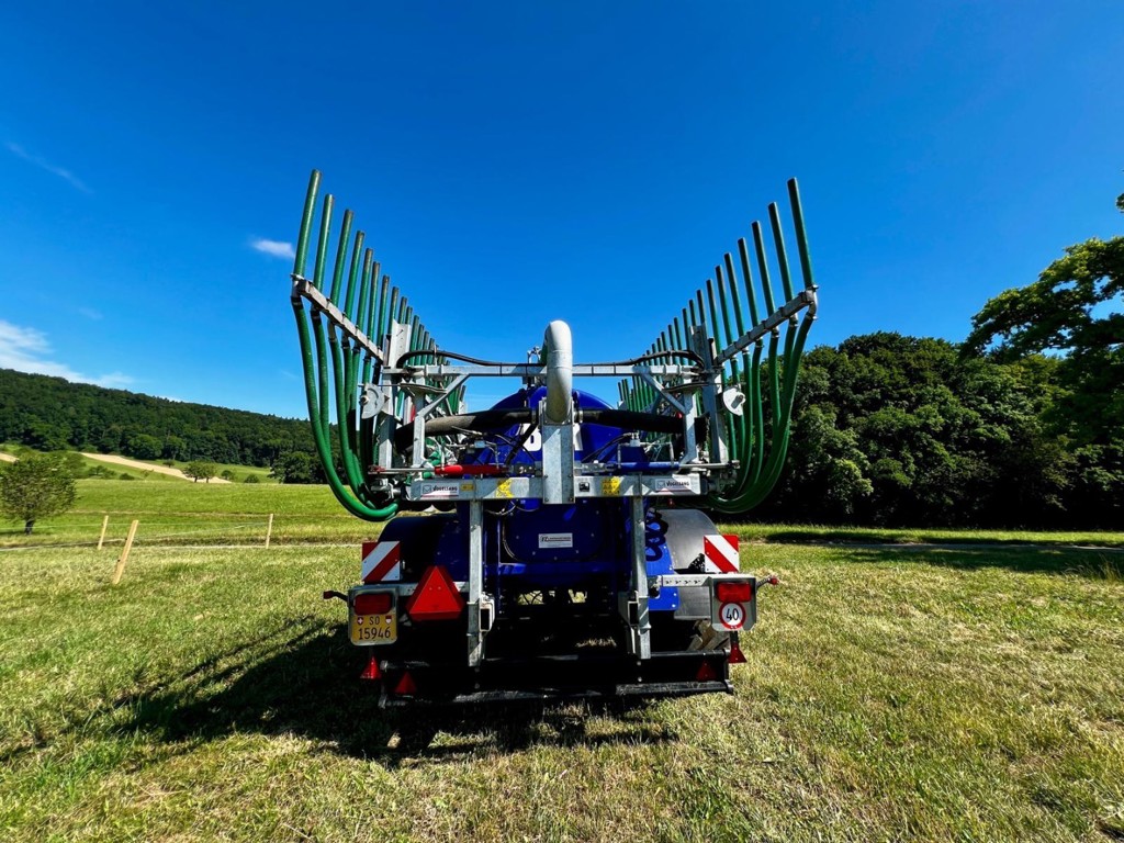 b85b7065-1721-4eb5-b5ec-4055f0ecd970-PHOTO-2025-07-18-11-57-04 24.jpg