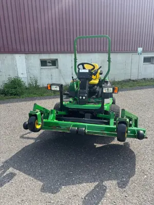 John Deere 1565 4WD Aufsitzmäher