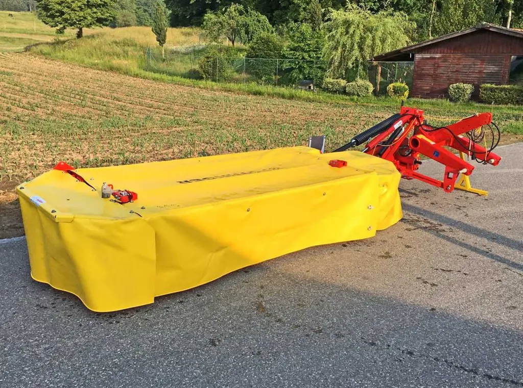 Pöttinger, Heckscheibenmähwerk Novadisc 302