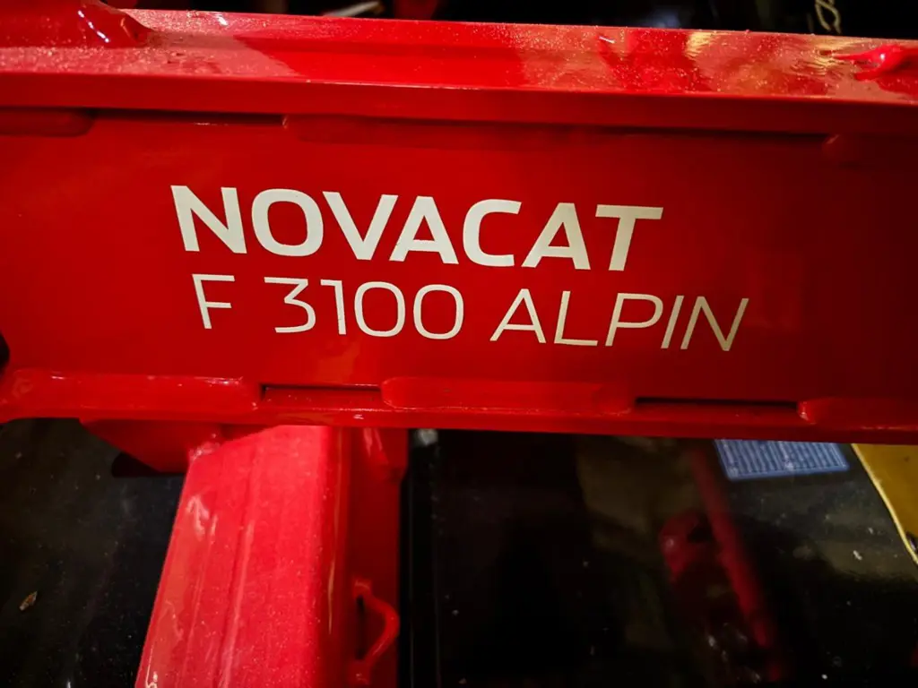 dc6ac9f4-c2fb-44e6-8666-0616c5a39f7d-Alpin F 3100 3.jpg