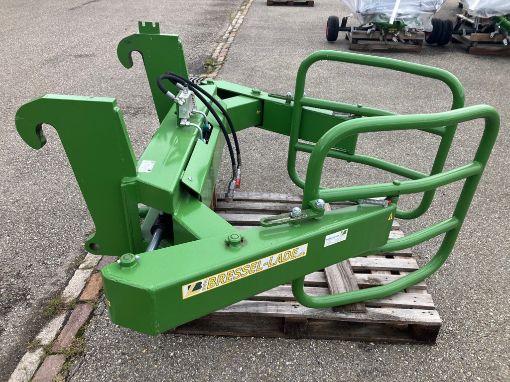 99aa259d-89f4-44e1-b45f-570118729fd1-Rundballenzange 1.jpg